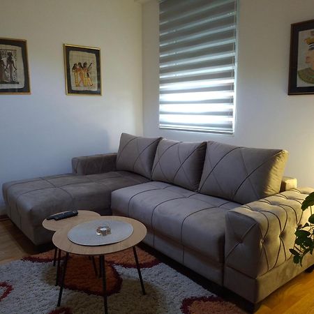 Beautifull Apartment Ni Exteriér fotografie