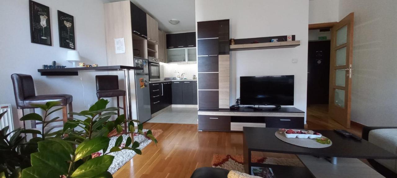 Beautifull Apartment Ni Exteriér fotografie